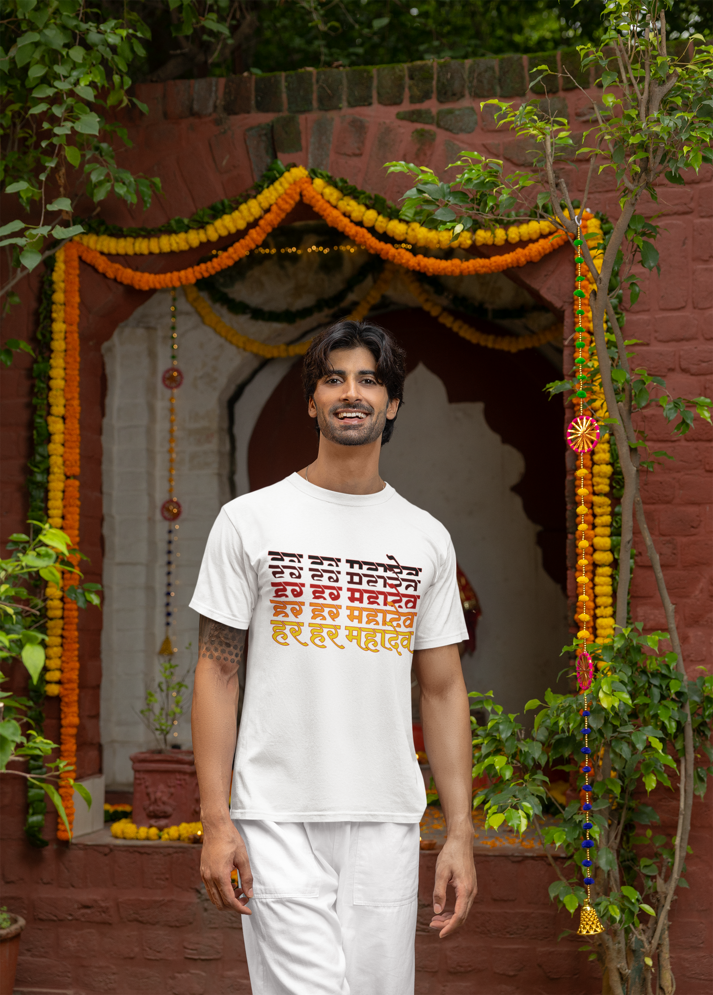 Har Har Mahadev Hindi  T-Shirt For Men and Women